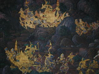 The walls of the Grand Palace are painted with a mural depicting the story of Ramakien involving kidnapped queens and monkey kings.  